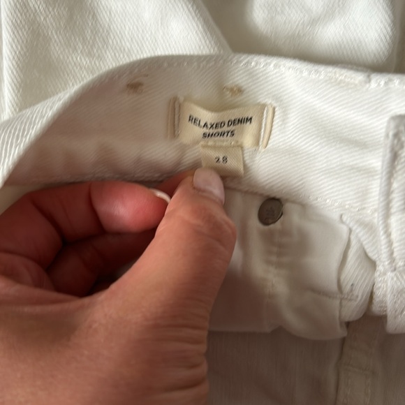 Madewell relaxed denim shorts - Picture 2 of 4